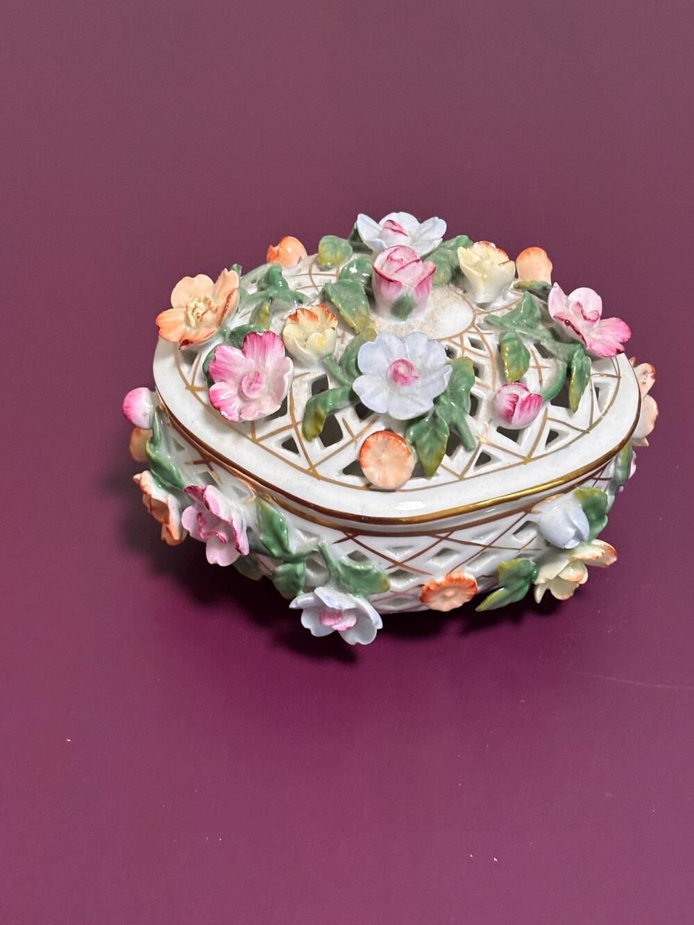 KPM Style Reticulated Covered Trinket Box With Raised Floral Flower